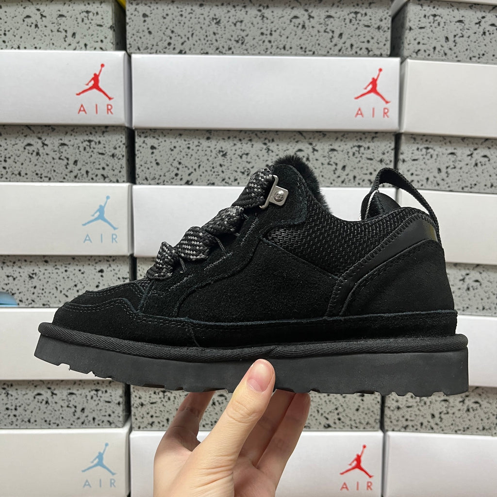 Black Low-Cut Casual Shoes