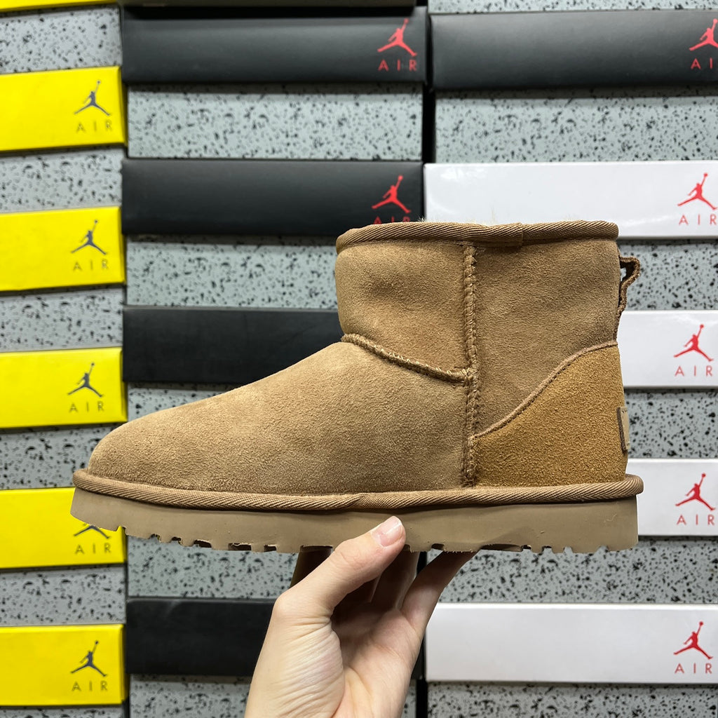 Chestnut Classic Mini Pull-On Boots