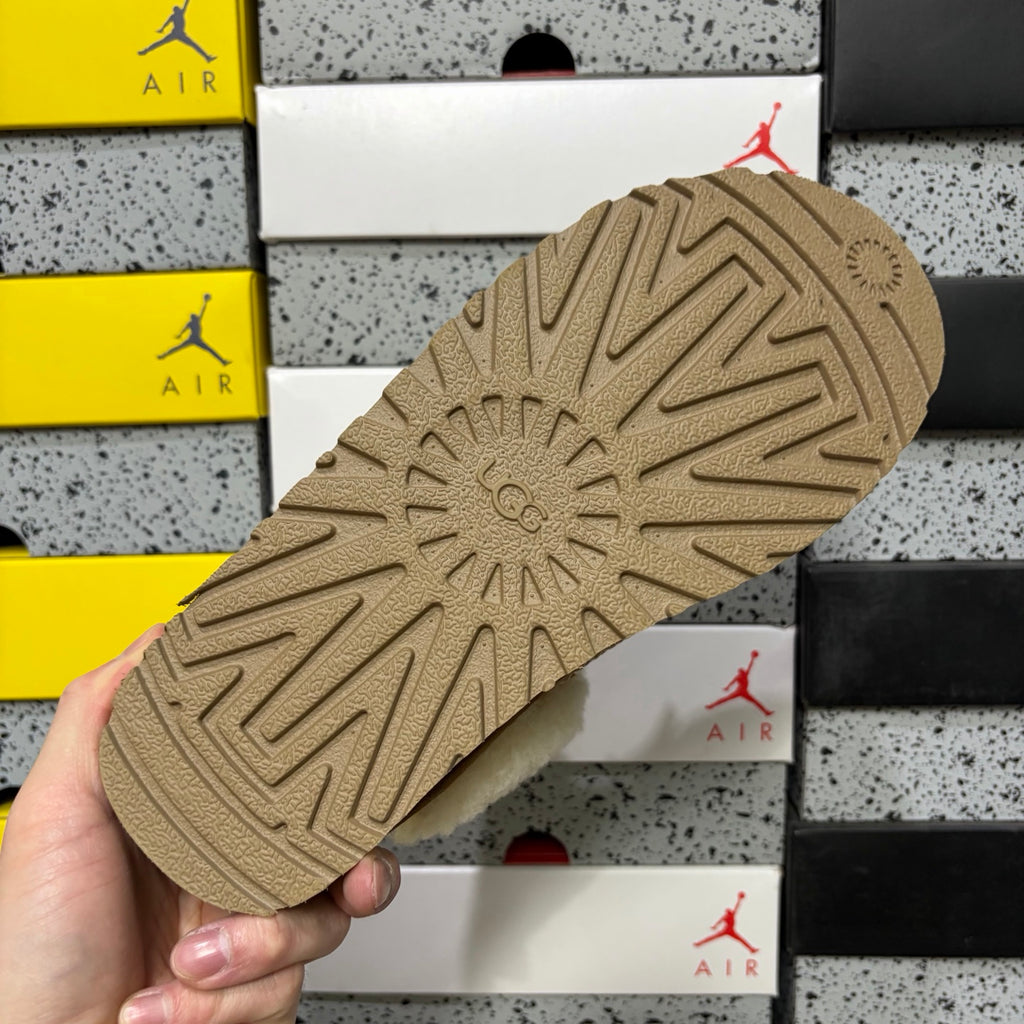 Chestnut Slip-On Slippers