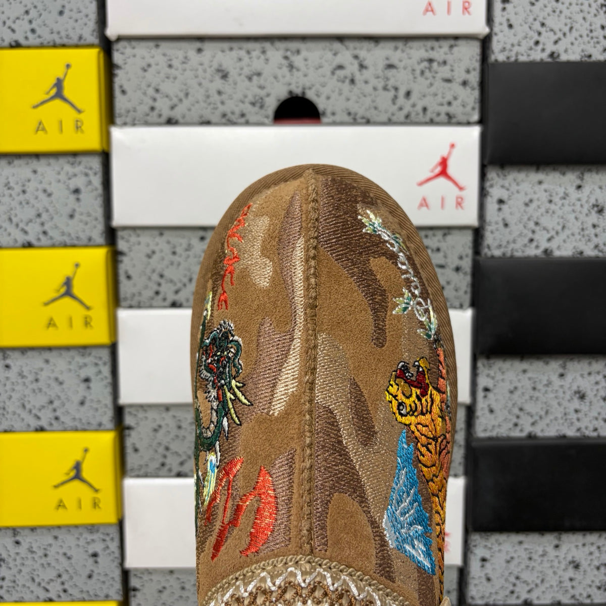 Chestnut Slim-Sole Boots with Dragon & Tiger Embroidery
