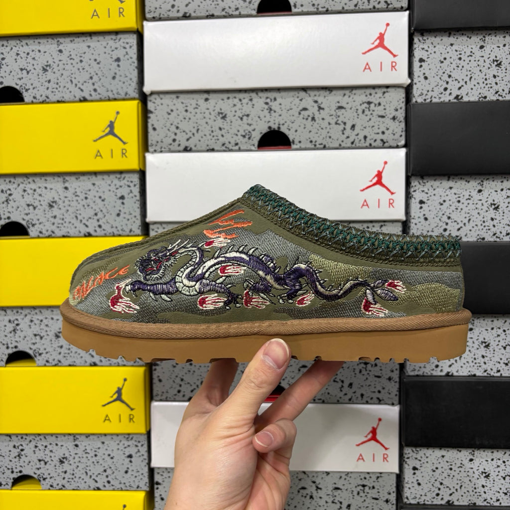 Olive Green Dragon & Tiger Embroidered Slip-On Shoes