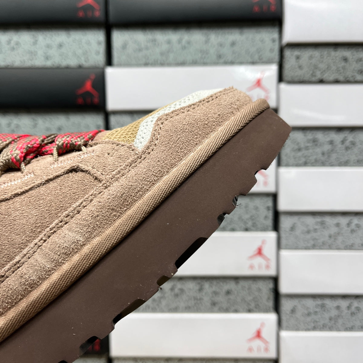 Brown & Pink Chunky-Sole Lace-Up Shoes