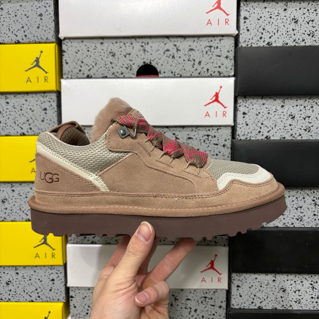 Light Brown Chunky-Sole Lace-Up Shoes with Red Accents