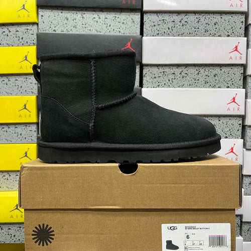 Black Classic Mini Pull-On Boots
