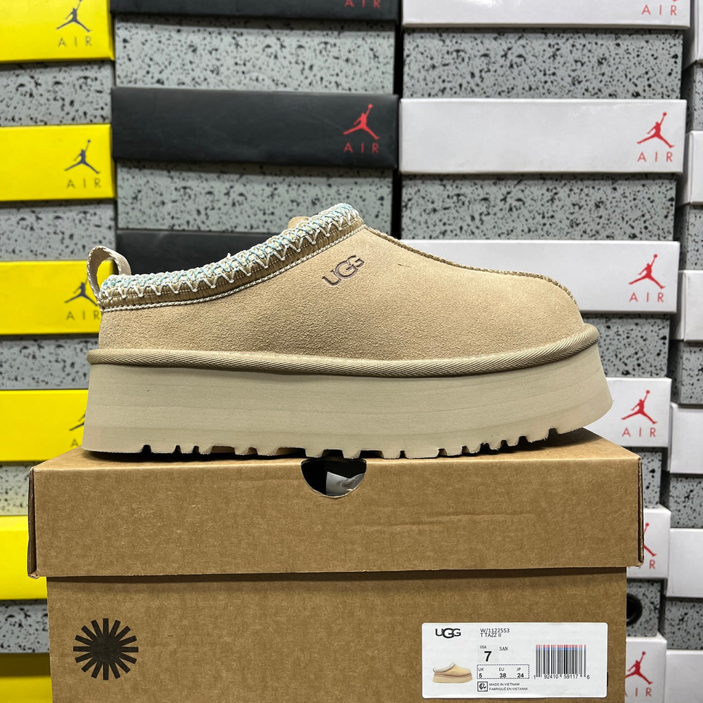 UGG Platform Slip-On Shoes in Sand | Style 1122553