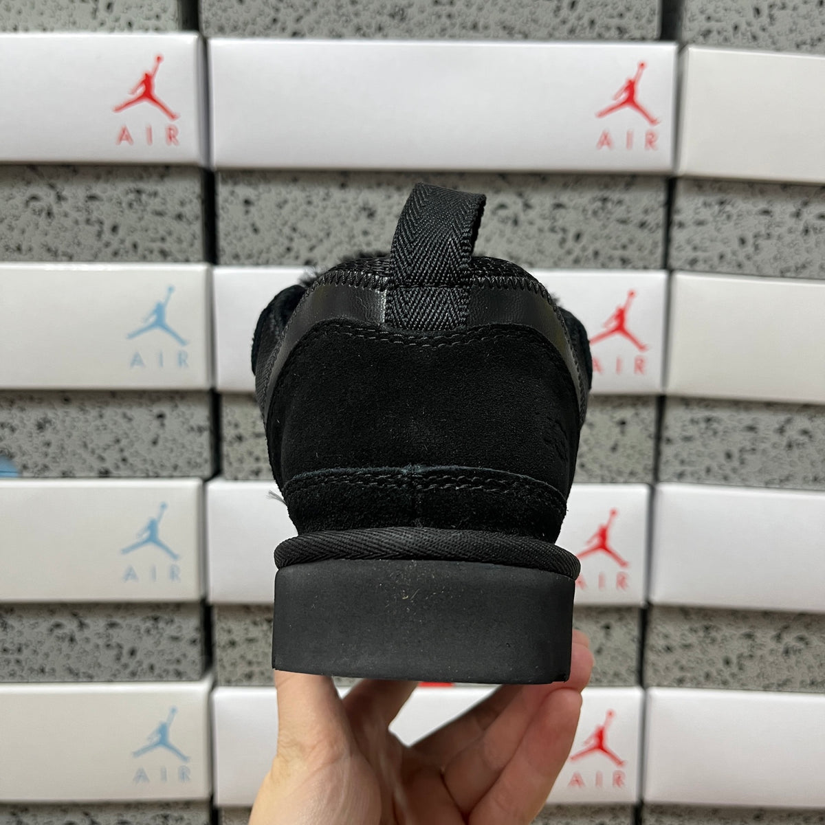 Black Low-Cut Casual Shoes