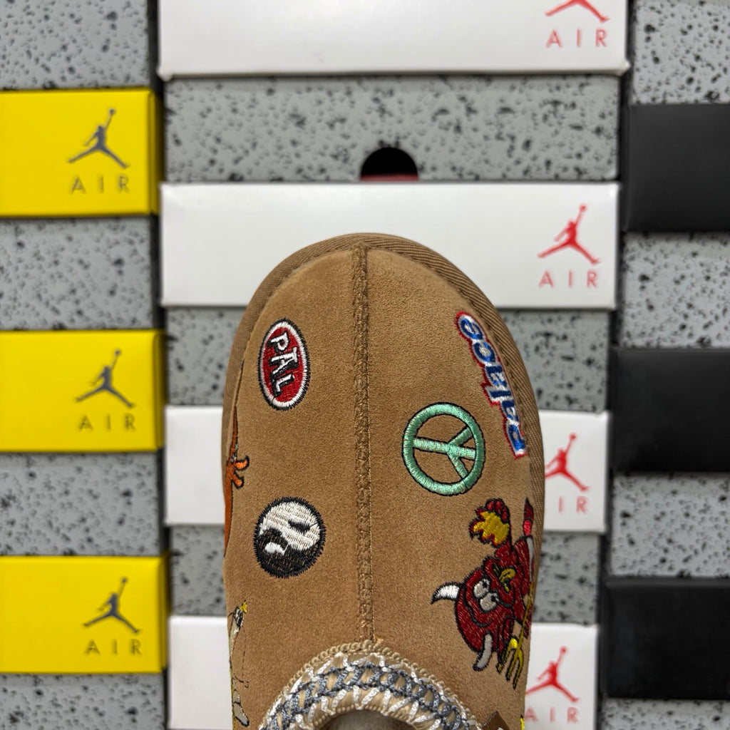 Chestnut Slim-Sole Boots with Cartoon Embroidery