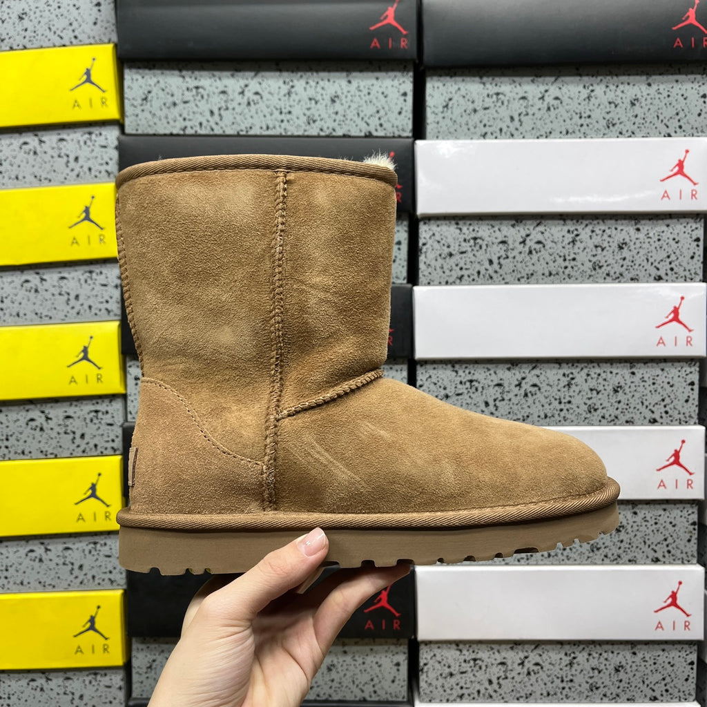 Chestnut Classic Short Pull-On Boots
