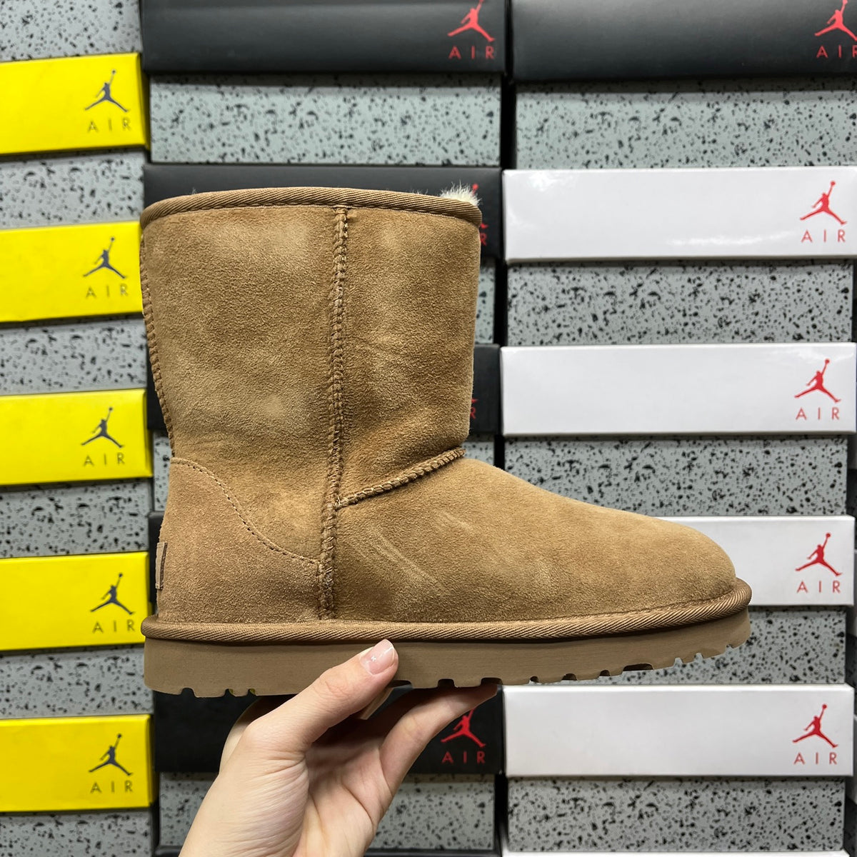 Chestnut Classic Short Pull-On Boots