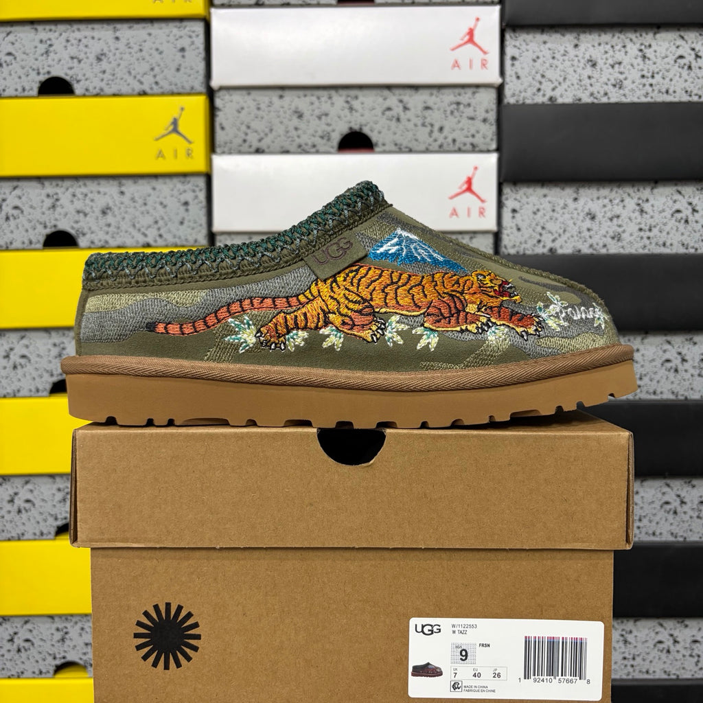 Olive Green Dragon & Tiger Embroidered Slip-On Shoes