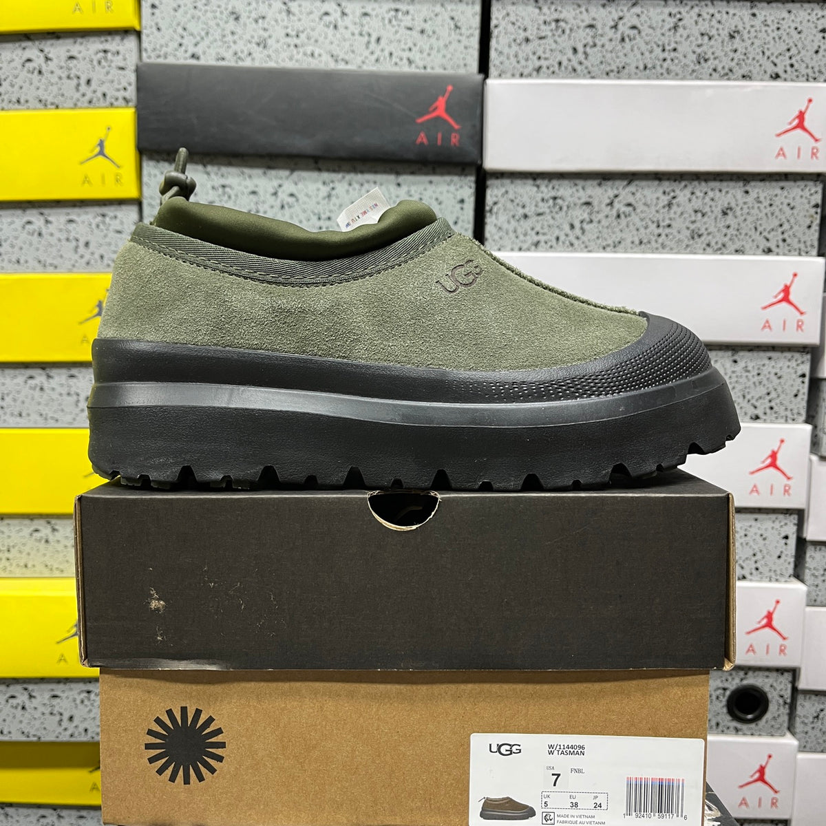 Green Casual Shoes with Black Sole